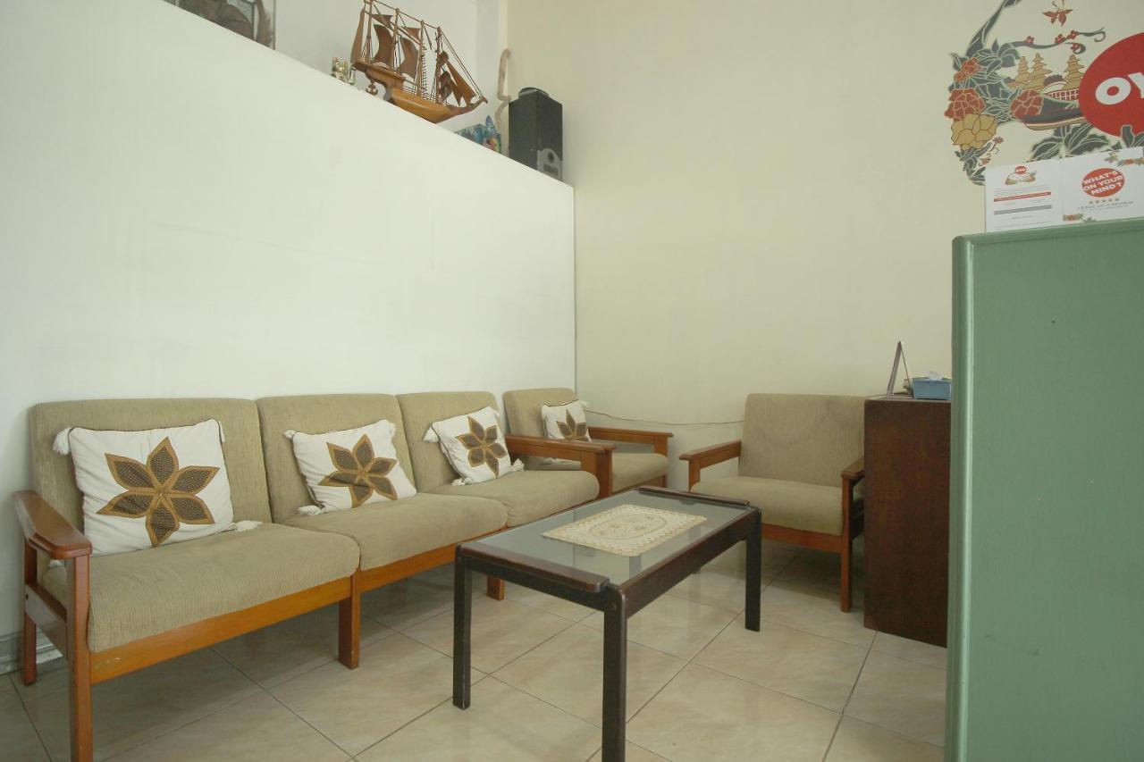 Oyo 1448 Kartini Residence Syariah Bandar Lampung Extérieur photo